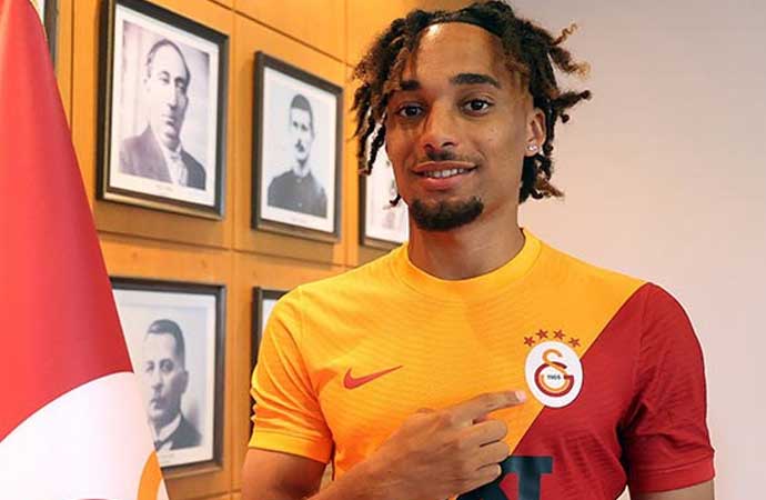Sacha Boey resmen Galatasaray’da: “Tekrardan doğmuş gibi hissediyorum”