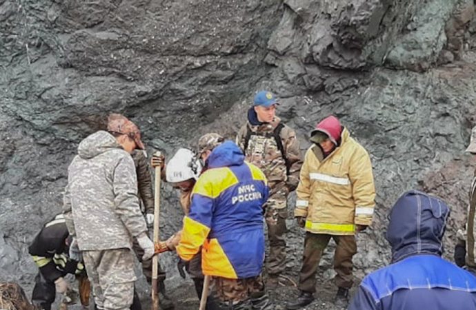Rusya’da düşen uçaktan 19 kişinin cansız bedeni çıkartıldı