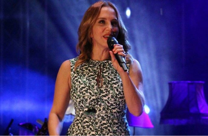 Sertab Erener konser gelirini bağışladı