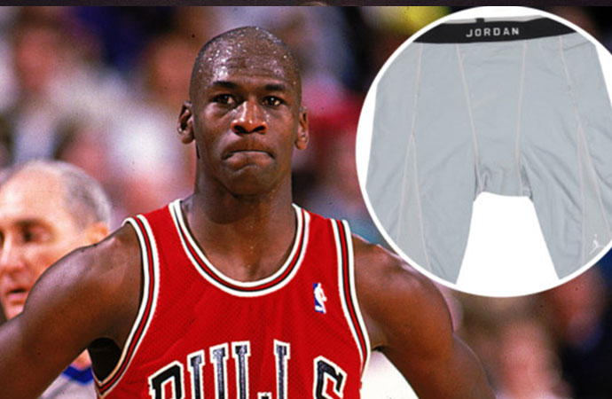 Basketbol efsanesi Michael Jordan’ın ‘çok kullanılmış’ iç çamaşırı açık arttırmaya çıkarıldı