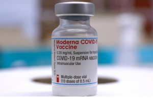 Japonya: Moderna aşılarında yabancı madde tespit edildi, kullanımı durduruldu