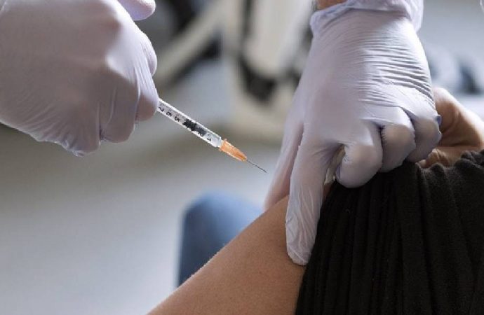 Sağlık Bakanlığı’ndan 4’üncü doz aşı kararı