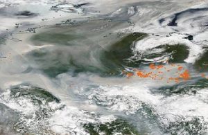 Tarihte bir ilk: Sibirya yangınının dumanı Kuzey Kutbu’na ulaştı