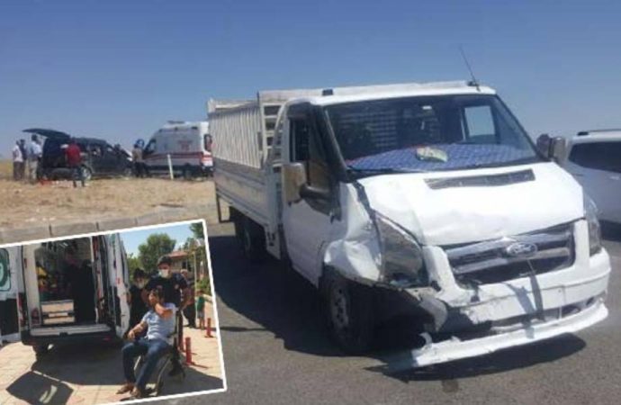 Kahta’da kamyonetle hafif ticari araç çarpıştı: 16 yaralı