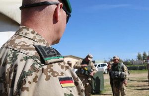 Almanya’da Afganistan tezkeresine onay