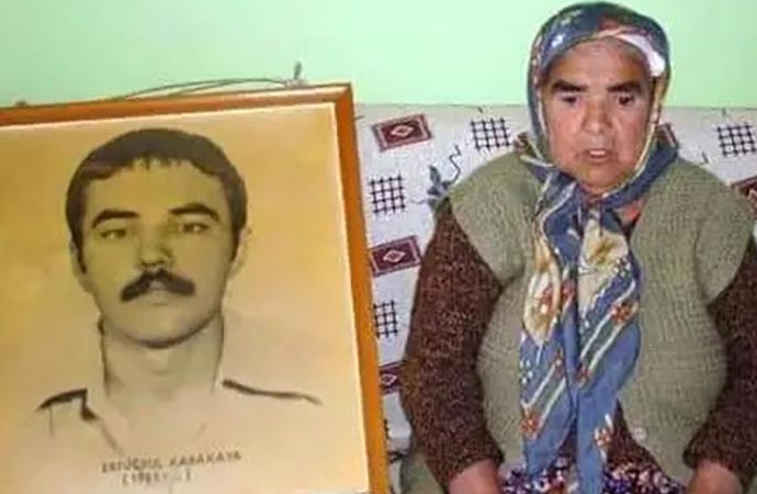 Ertuğrul Karakaya’nın annesi Ayşe Karakaya hayatını kaybetti