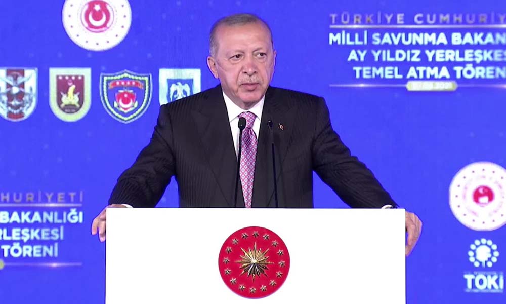 Erdoğan: FETÖ’ye sesleniyorum, çarşamba günü muhteşem yargı binasını açıyoruz