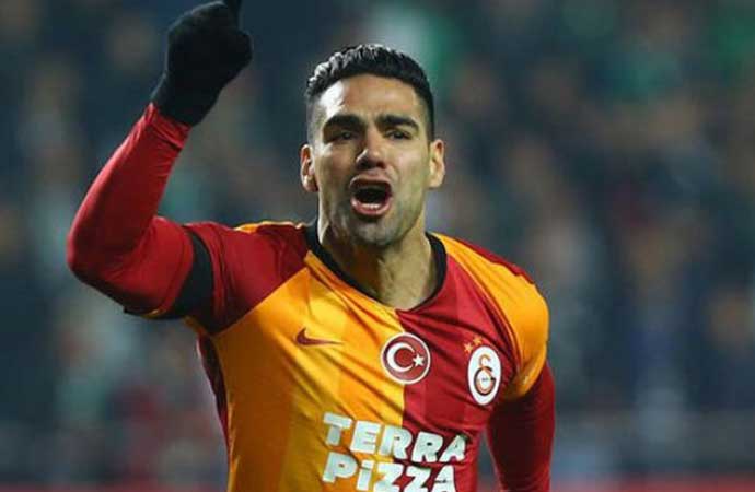 Galatasaray’ın Falcao için tek çaresi kaldı