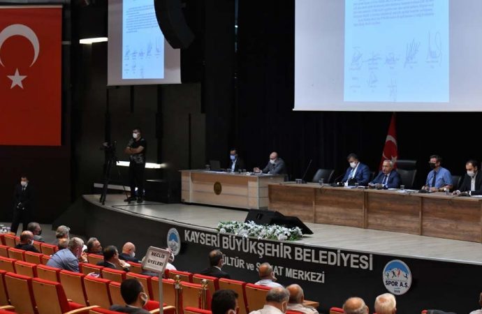Kayseri’de CHP’nin göçmenlerle ilgili komisyon kurulması önerisi AKP ve MHP oylarıyla reddedildi