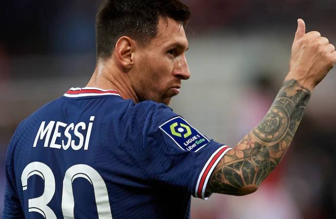Messi, PSG formasıyla ilk kez sahaya çıktı