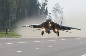 Rusya’da MiG-29 tipi savaş uçağı düştü