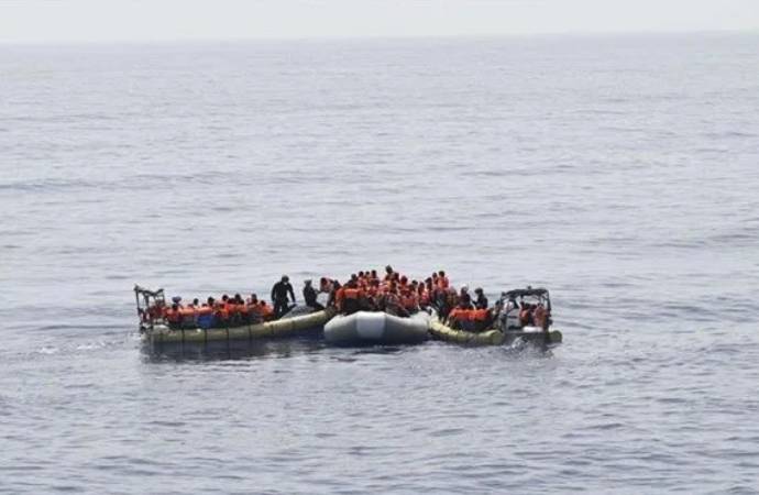 Arızalanan teknede iki hafta aç ve susuz kalan 47 mülteci öldü