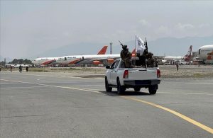 Taliban’ın kontrolüne geçen Kabil Havalimanı görüntülendi