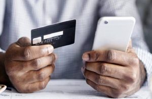 iPhone kullanıcılarına uyarı: Kredi kartınızı hemen kaldırın