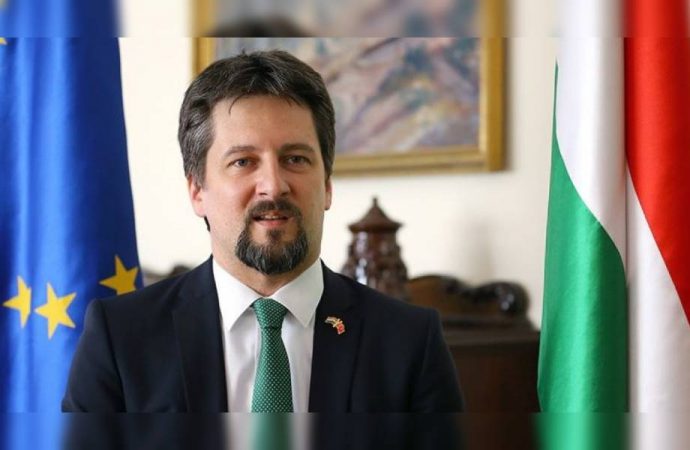 Twitter Macaristan Büyükelçisi’ni isyan ettirdi: Kimim ben?