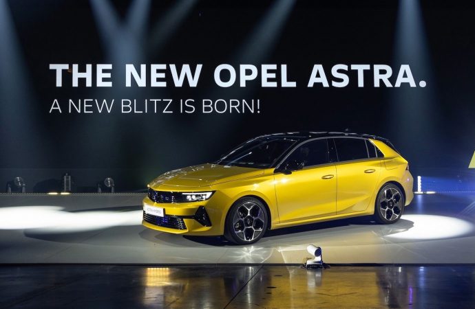 Yeni Opel Astra tanıtıldı