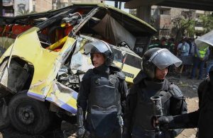 Mısır’da can pazarı! Yolcu otobüsü devrildi: 12 ölü, 34 yaralı
