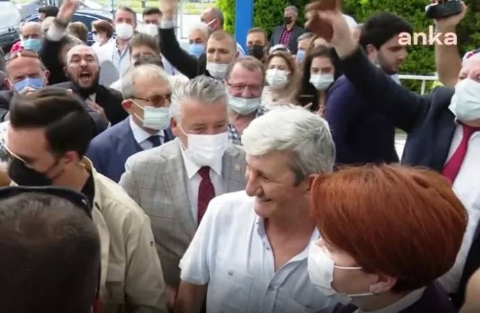 Trabzon’da ‘Cumhurbaşkanı Meral Akşener’ sloganıyla karşılandı