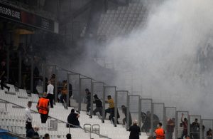Stat karıştı! Fransa’da Galatasaray taraftarına biber gazlı müdahale