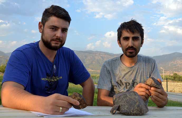 Kır gezisi yapan iki arkadaş meteor buldu