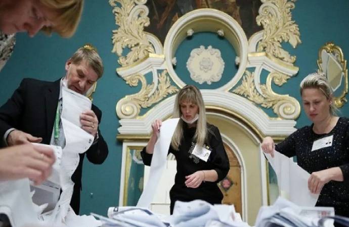 Rusya’da seçim sonuçları belli oldu! Bir sürpriz, bir itiraz geldi