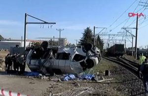 Tekirdağ’da yük treni minibüse çarptı: 6 ölü
