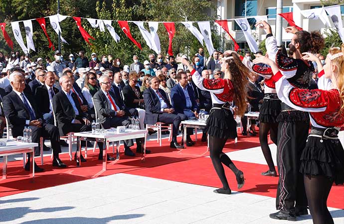 Büyükşehir’den 620 Milyonluk Toplu Açılış ve Temel Atma Töreni