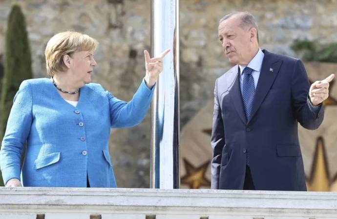 Veda ziyareti! Erdoğan, Merkel’le görüşüyor