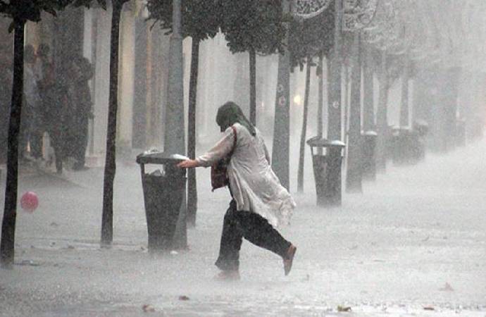 Meteoroloji’den İstanbul ve birçok ile yağış, kuvvetli rüzgar uyarısı