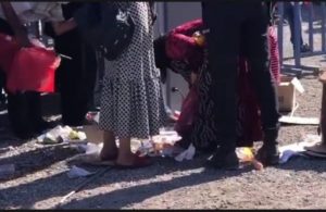 Erdoğan ‘büyüme’ derken yurttaşlar polislerden kalan yiyecekleri topladı