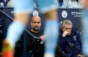 Manchester City, evinde kaybetti