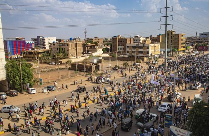 Sudan protestolarında 35 kişi yaralandı