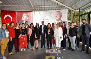 Büyükşehir Ali Akbulut Çocuk Akademisi’nde 29 Ekim Cumhuriyet Bayramı Kutlaması