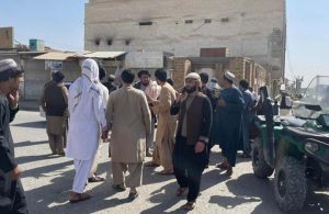 Taliban’ın kalesi Kandahar’da camiye bombalı saldırı: 30 ölü