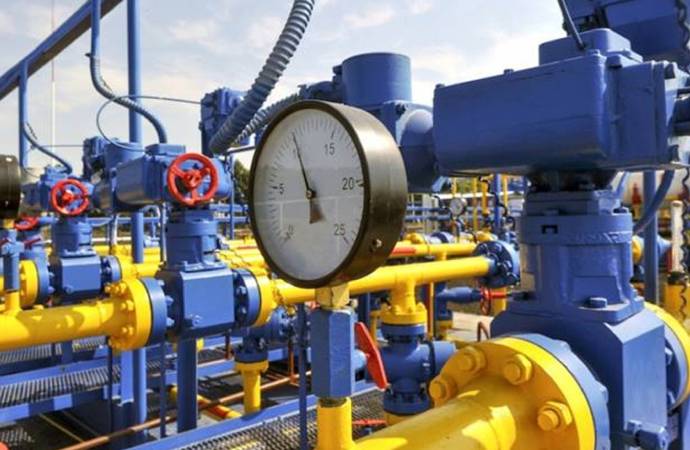 Rusya iki ülkeye doğal gazı kesiyor