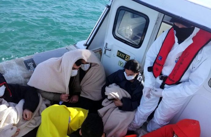 Didim açıklarında göçmenleri ölüme sürükleyen 6 şüpheli yakalandı