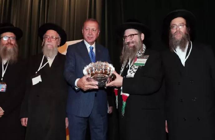 Erdoğan’a ‘Yahudi’ demek hakaret sayıldı