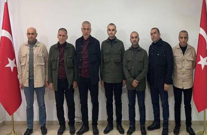Libya’da alıkonulan 7 Türk vatandaşı yurda döndü