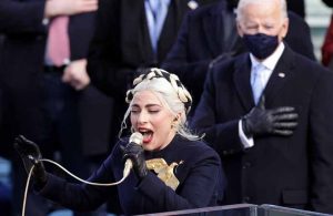Lady Gaga: Biden’ın yemin törenine kurşun geçirmez kıyafetle katıldım