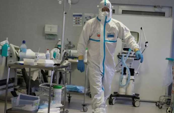 Son 24 saatte bin 253 yurttaş koronavirüse yakalandı