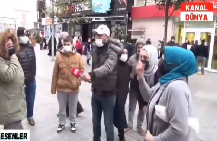 AKP’li kadından yurttaşlara hakaret: Zıkkım yiyin, köpekler