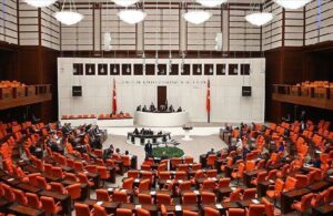 AKP, “Öğretmenlik Meslek Kanunu’na” ilişkin yasa teklifini Meclis Başkanlığı’na sundu