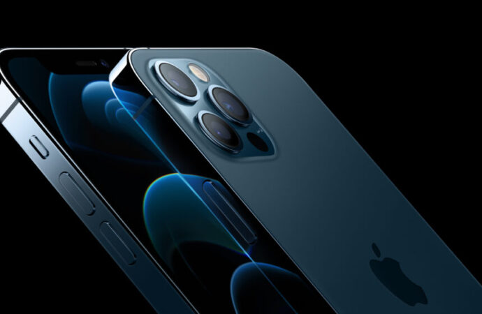 Kullanıcılar şokta: iPhone 13 mor ekran hatası veriyor!