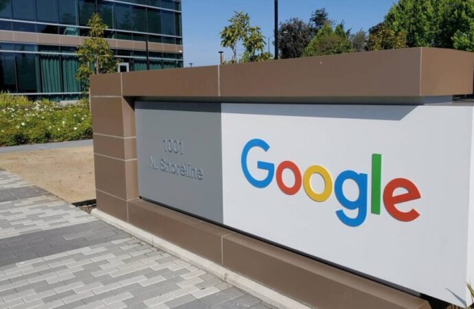 Google, kullanıcıların parasını çalmayı amaçlayan bir reklamı yanlışlıkla onayladı