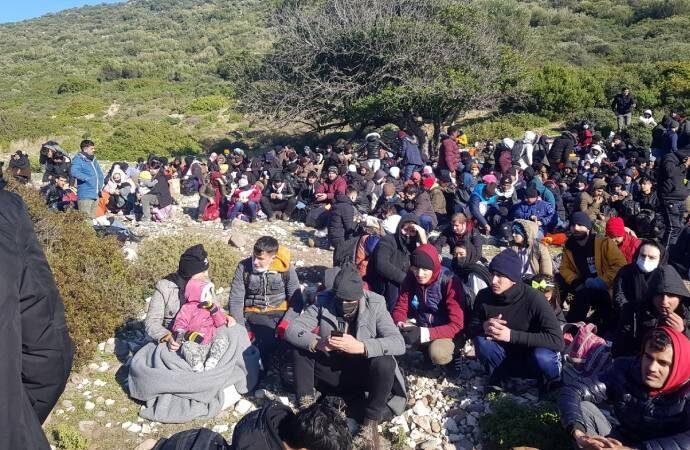 İzmir’de 500’e yakın göçmen yakalandı