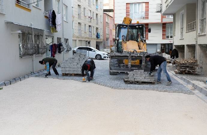 Mudanya’ya parke yol çalışmaları devam ediyor