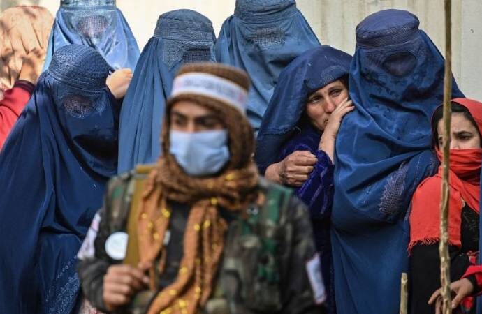 Taliban’dan kadınlar için “hamam” kararı