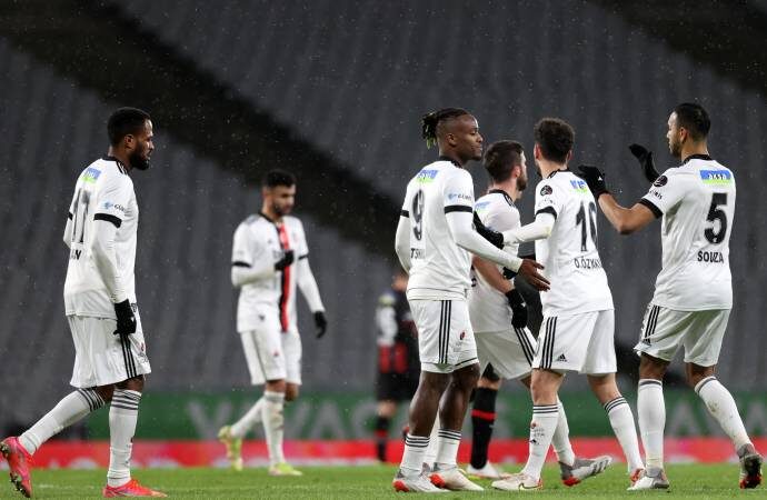 Beşiktaş’ta hasret 8 maç sonra son buldu: 0-1