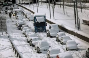 Yunanistan’da karda mahsur kalan binlerce kişiye tazminat ödenecek