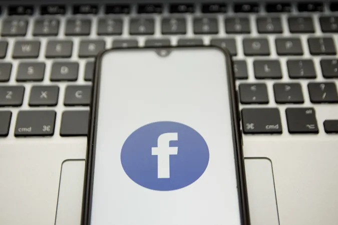 Facebook platformdaki Rus devlet medya kuruluşlarını kontrol edecek